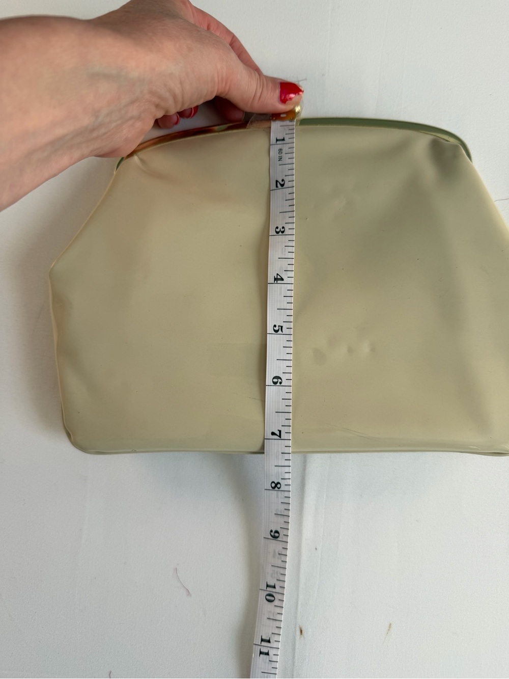 Vintage Ingber Classic Cream Patent Kiss-Lock Wristlet Clutch - Picture 4 of 8